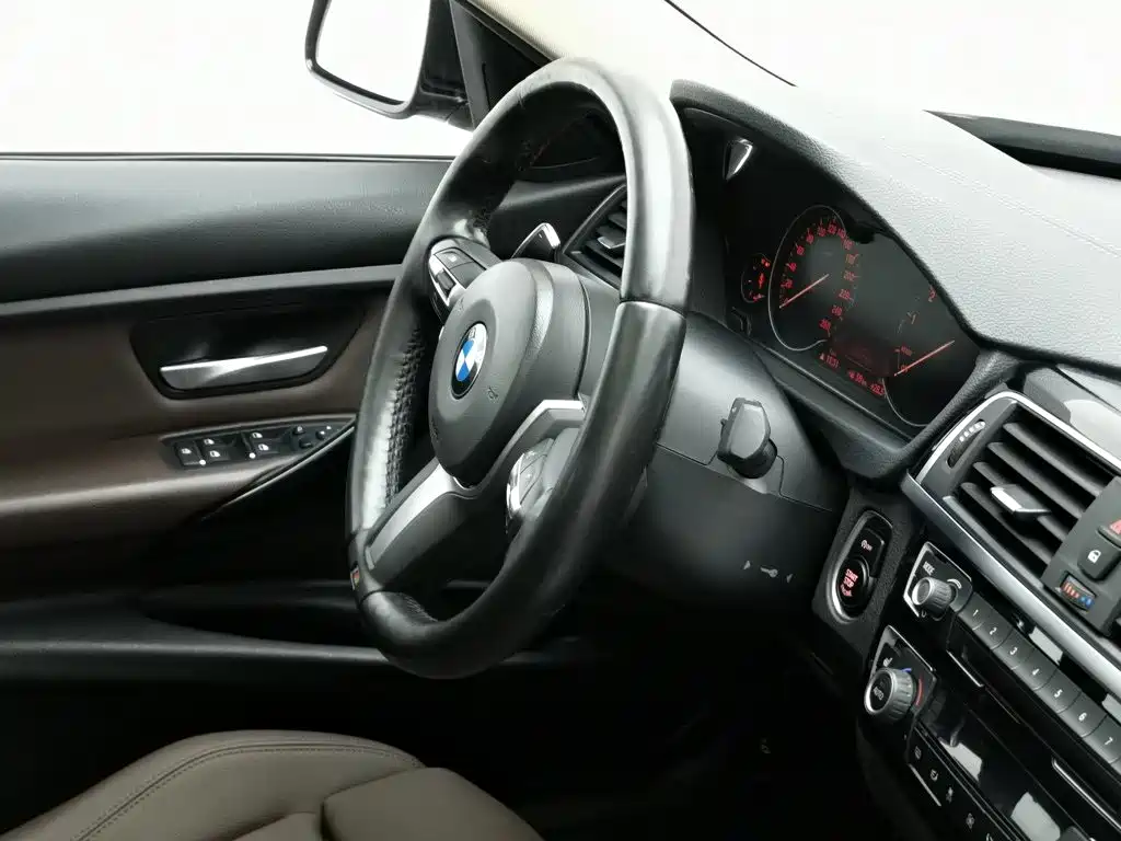 BMW 3 Series — миниатюра 22