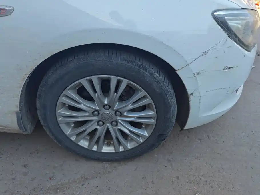 Buick Excelle — миниатюра 6