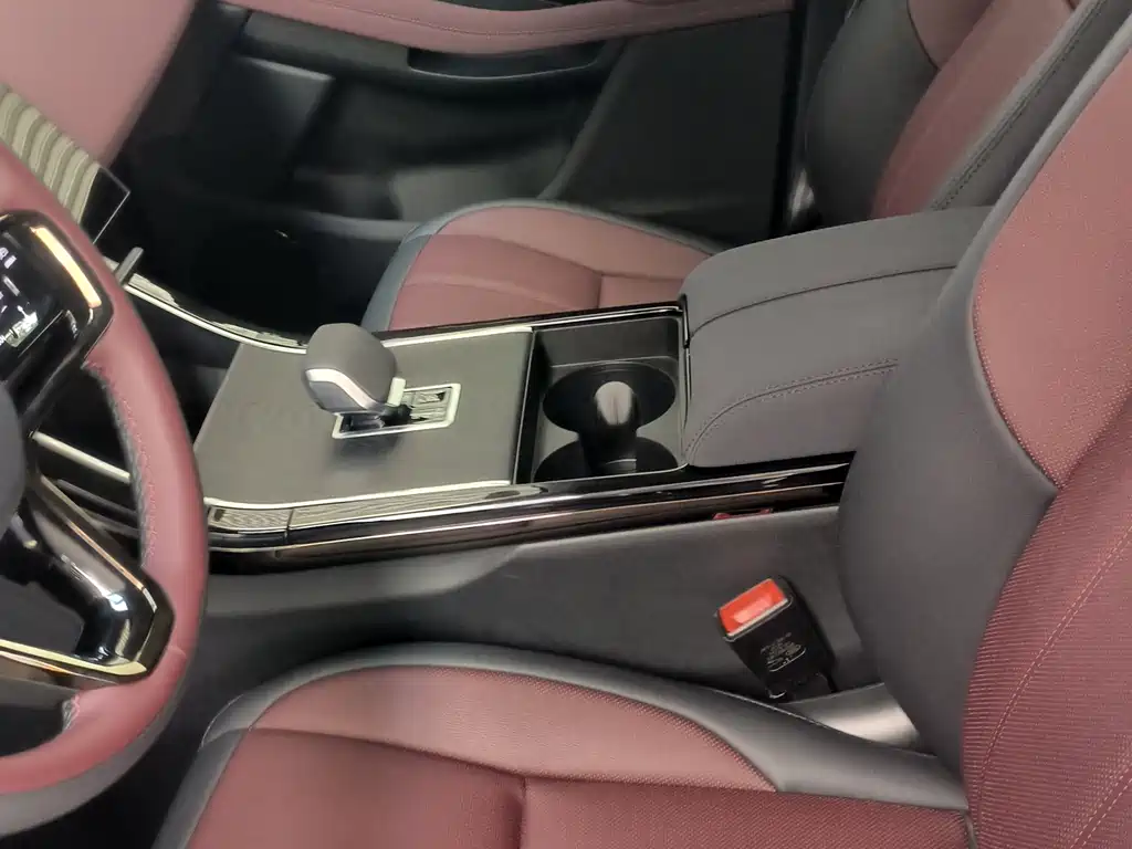 Land Rover Range Rover Evoque 2026 L SE