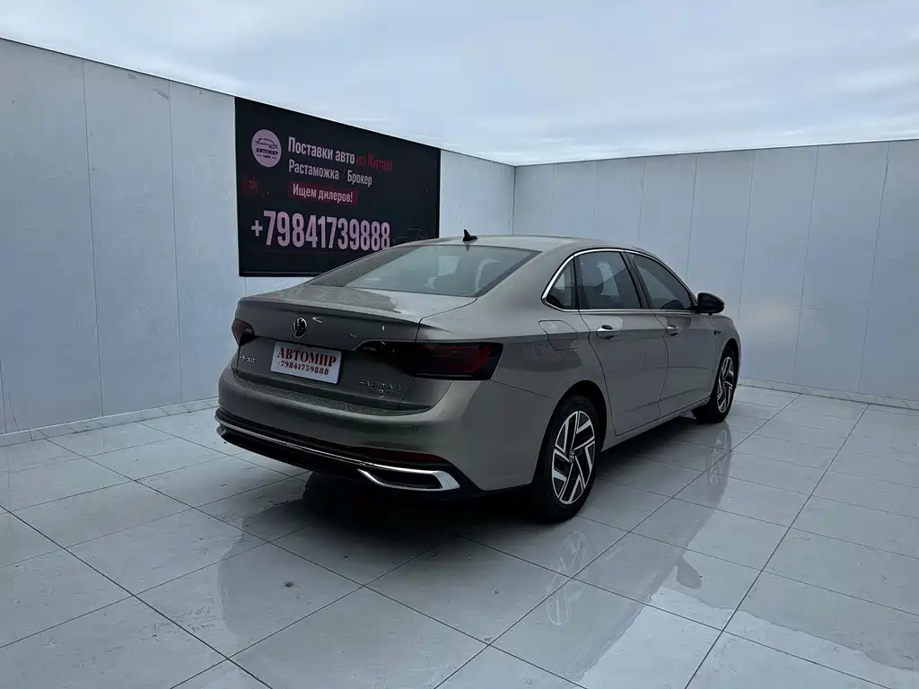 Volkswagen Sagitar — миниатюра 7