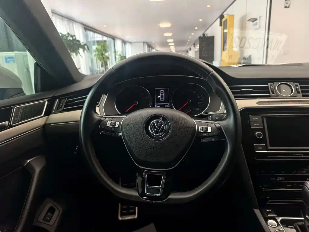 Volkswagen CC — миниатюра 6