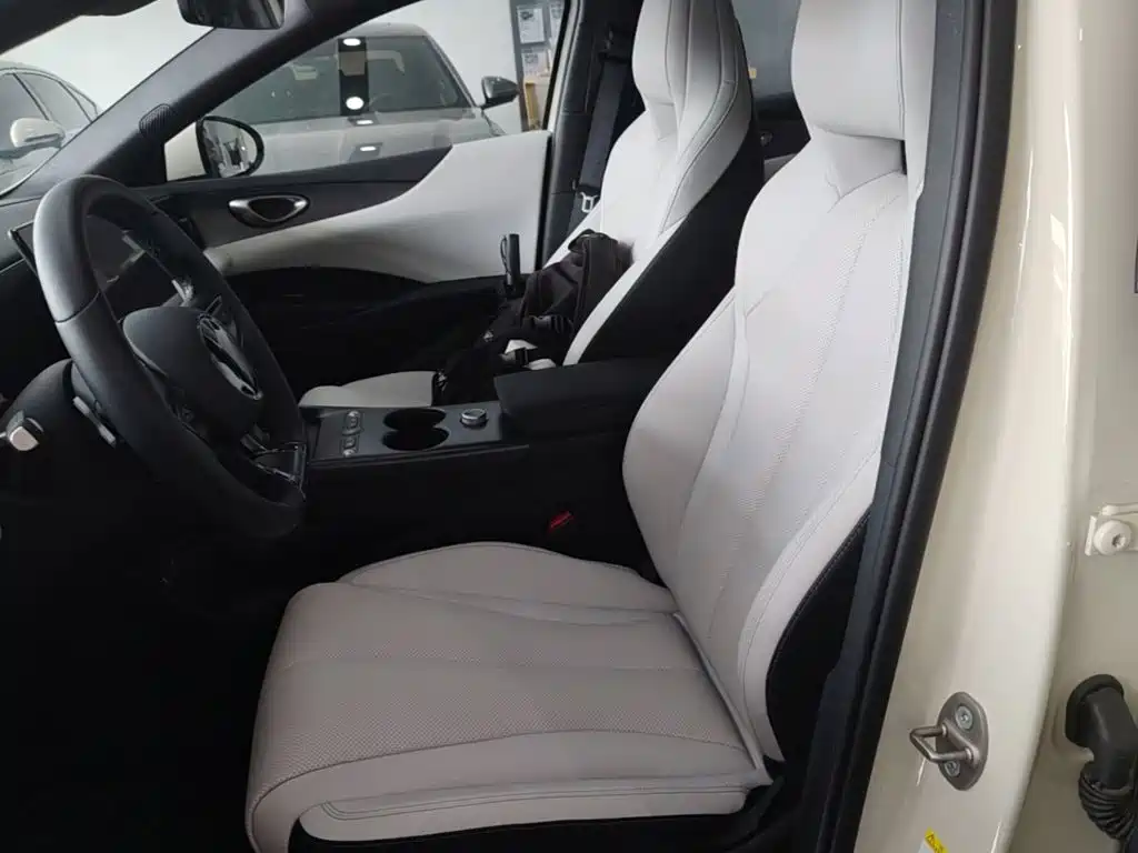 BYD Seal 06 — миниатюра 15