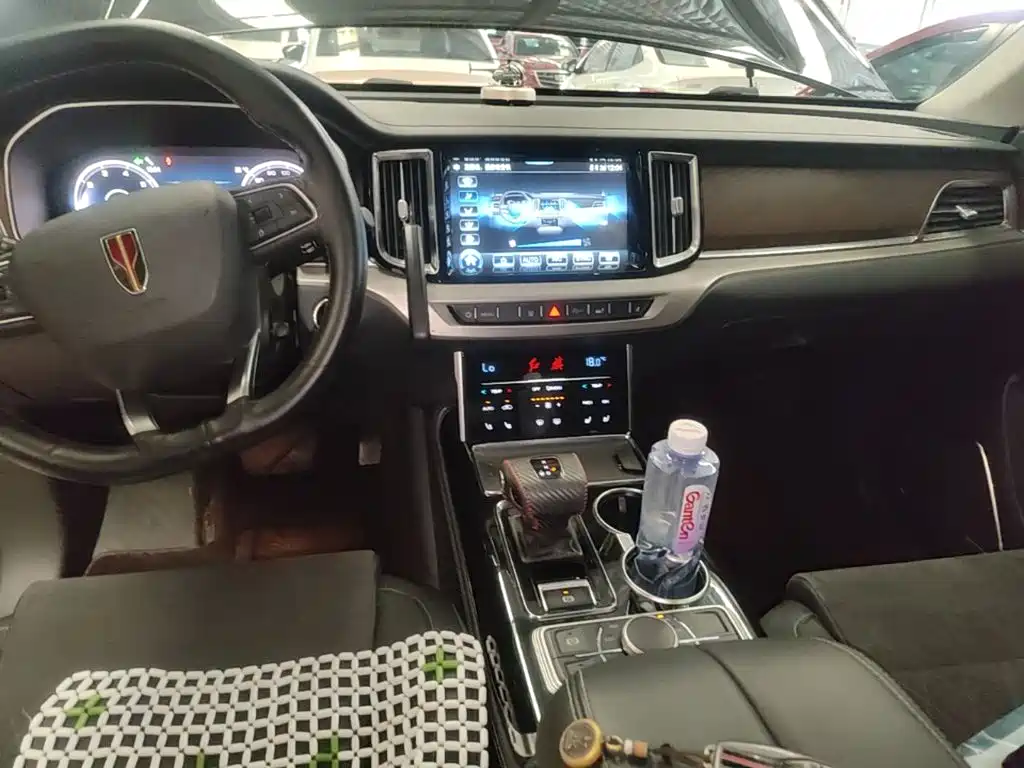 Hongqi Hongqi HS7 — миниатюра 13