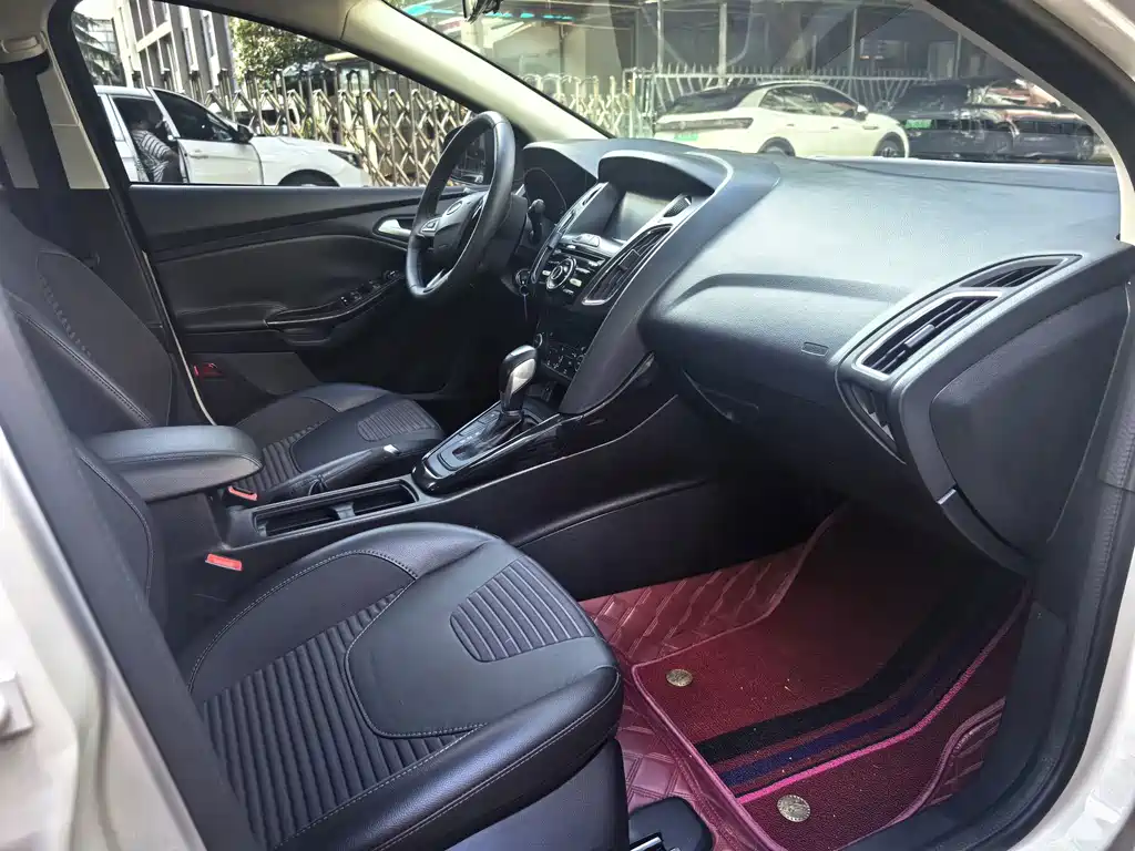 Ford Focus — миниатюра 19