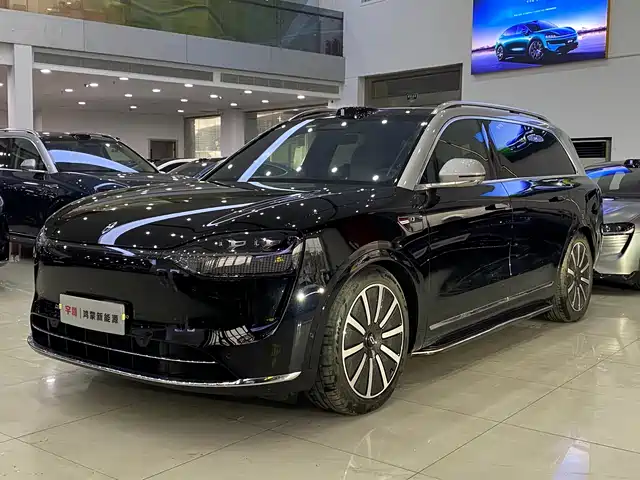 AITO ASK THE WORLD M9 2024