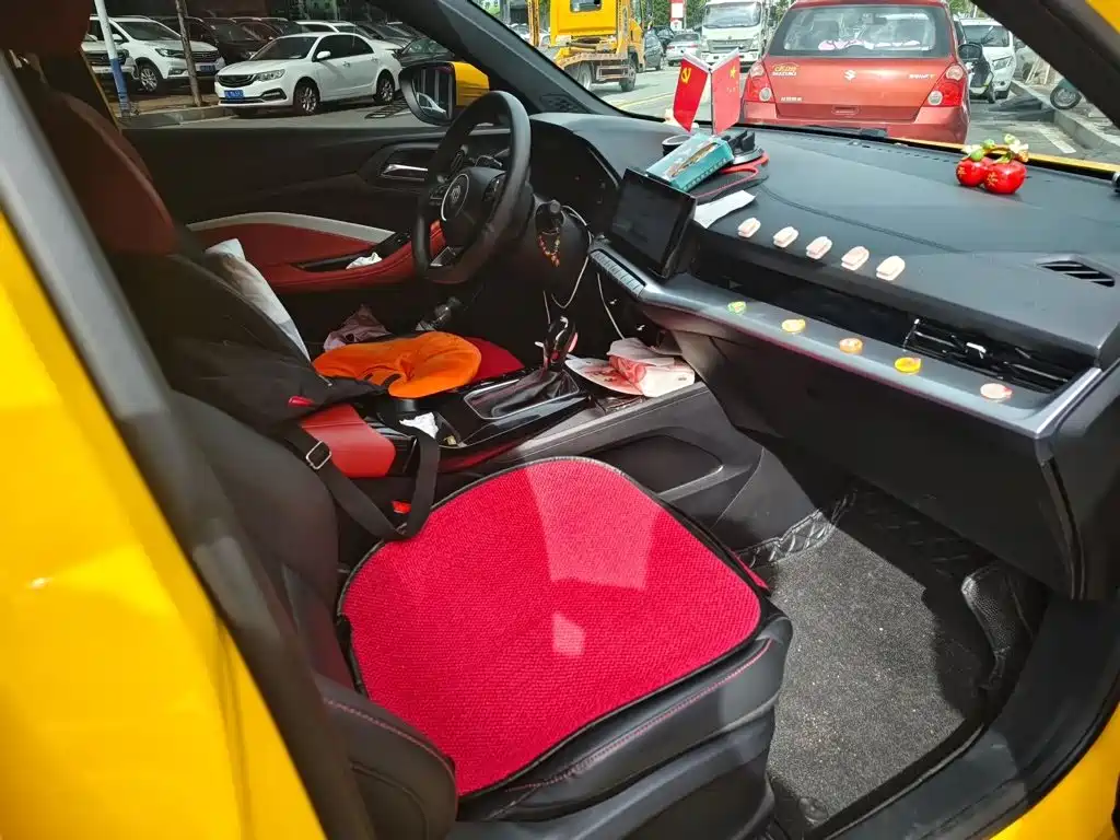 MG MG5 — миниатюра 5
