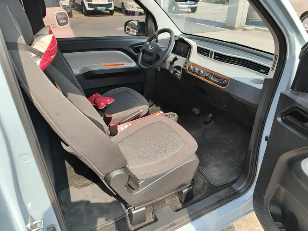 Wuling MINIEV — миниатюра 25