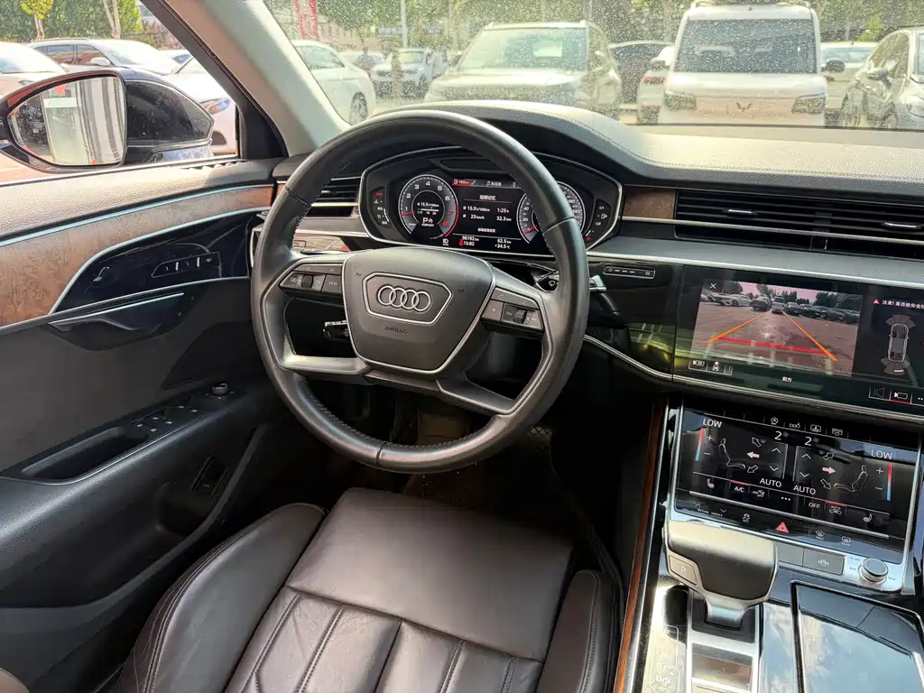 Audi A8 — миниатюра 11