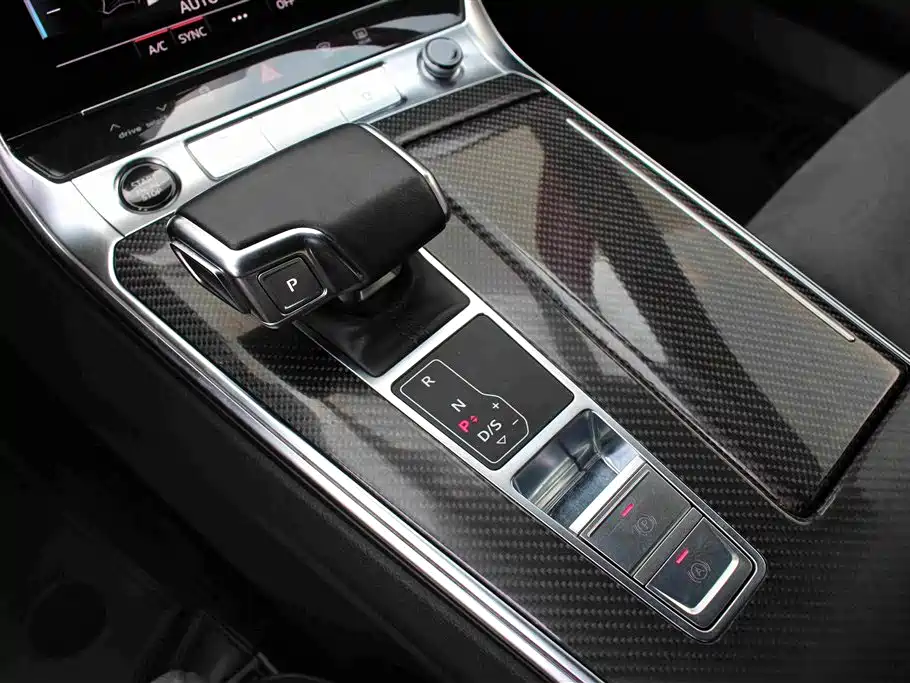 Audi A6L — миниатюра 10