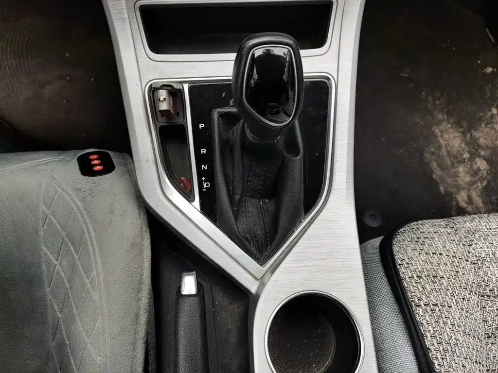 Geely Vision — миниатюра 15