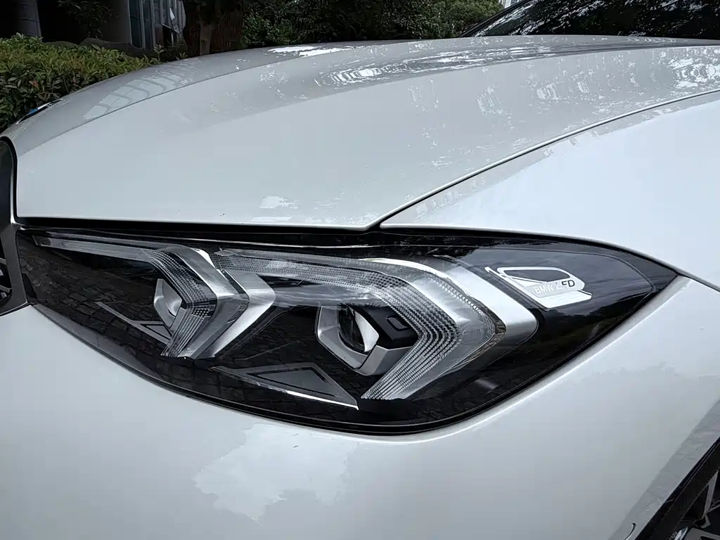 BMW 3 Series — миниатюра 8