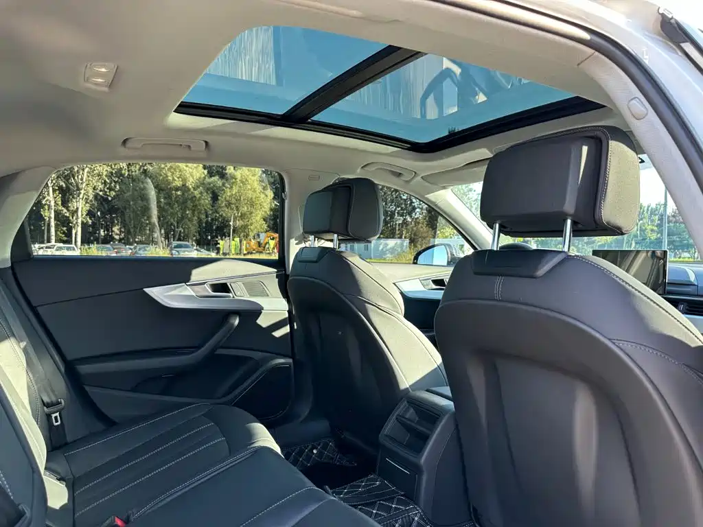 Audi A4L — миниатюра 20