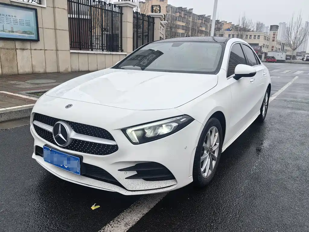 Mercedes-Benz A-Class 2022