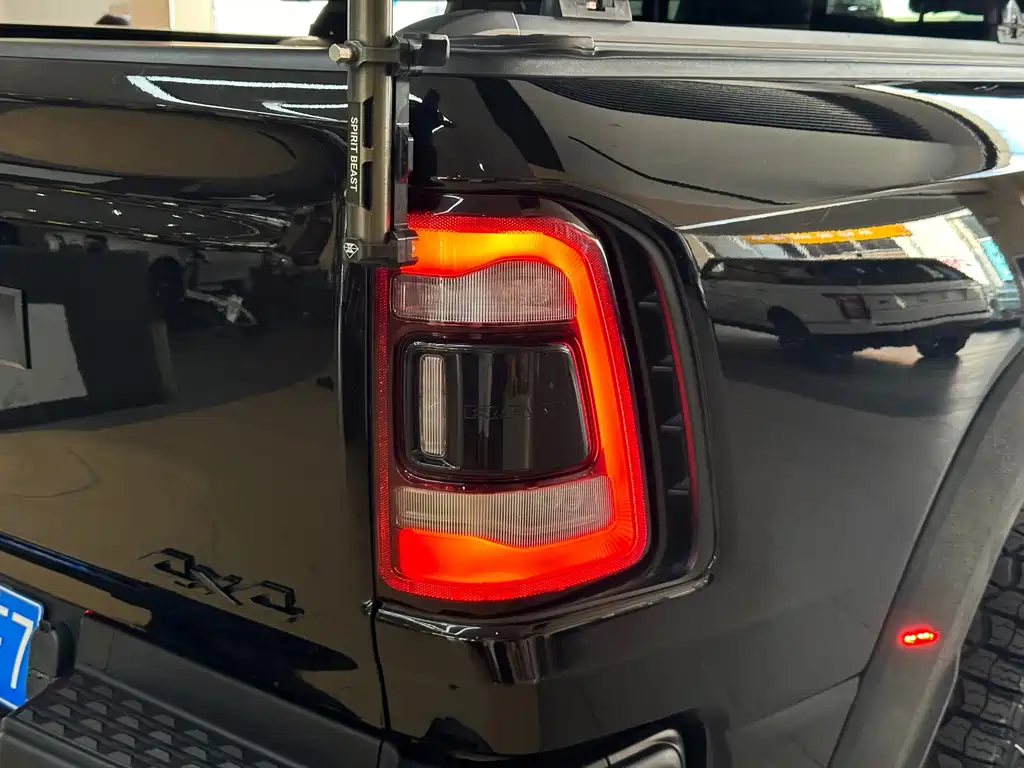 RAM Ram Trucks — миниатюра 9