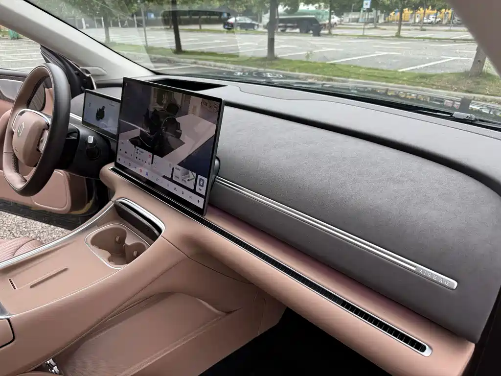 Leapmotor Leapmotor C11 — миниатюра 33
