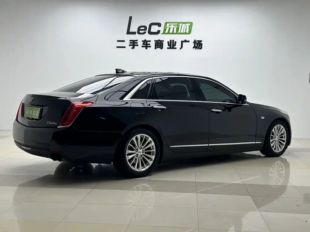Cadillac CT6 — миниатюра 5