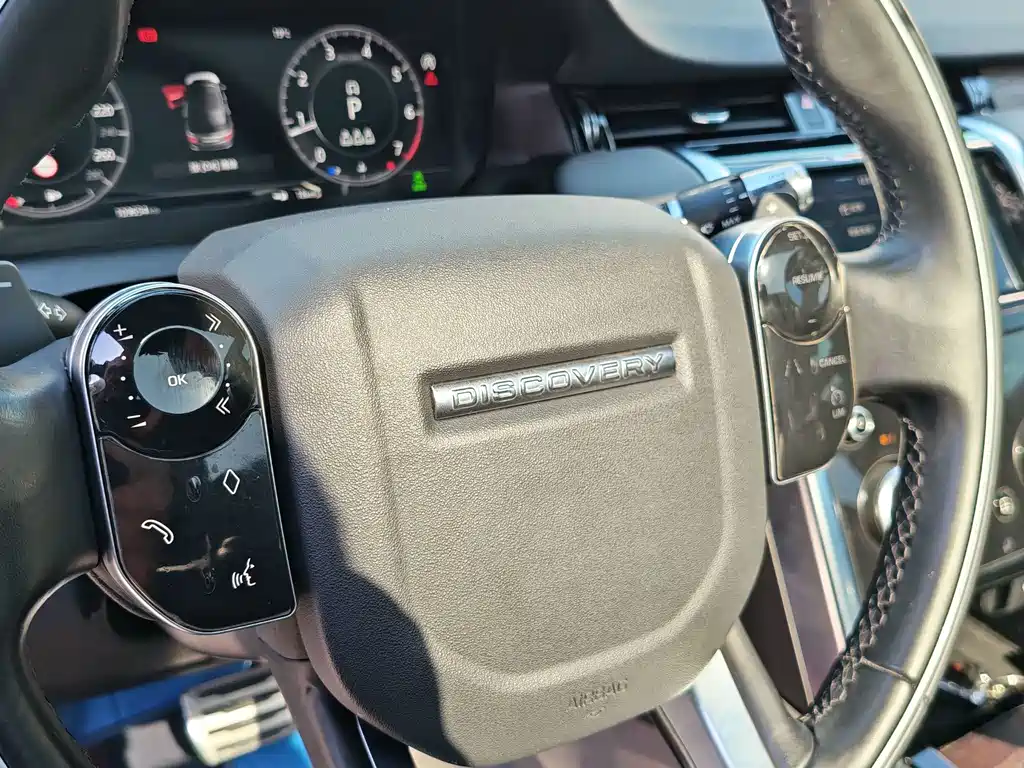 Land Rover Discovery Sport — миниатюра 4