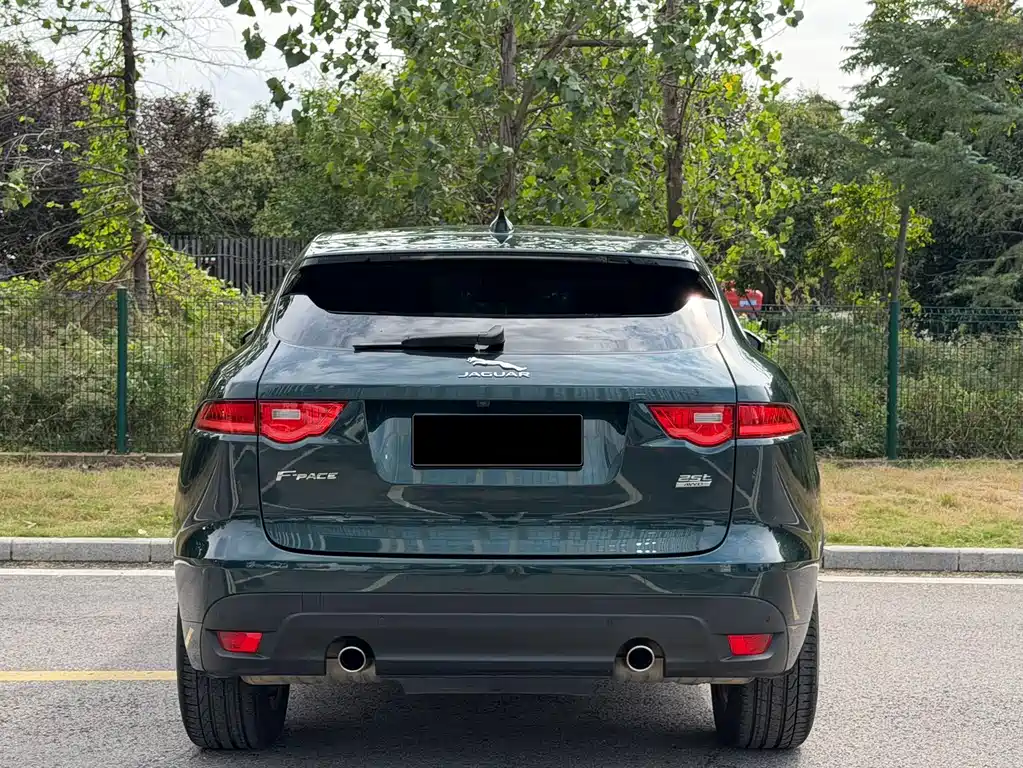 Jaguar F-PACE — миниатюра 16