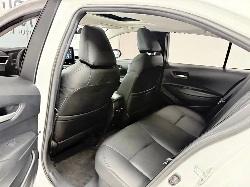 Toyota Corolla — миниатюра 10