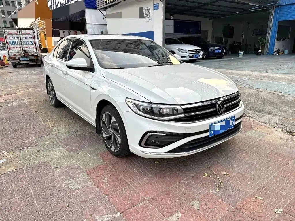 Volkswagen Bora — миниатюра 3