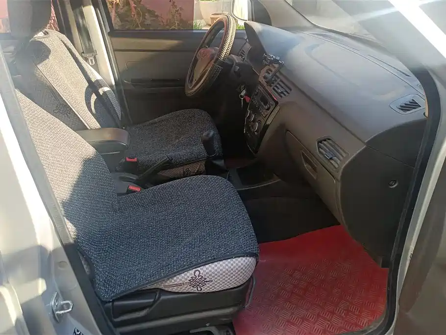 Wuling Zhiguang V — миниатюра 8