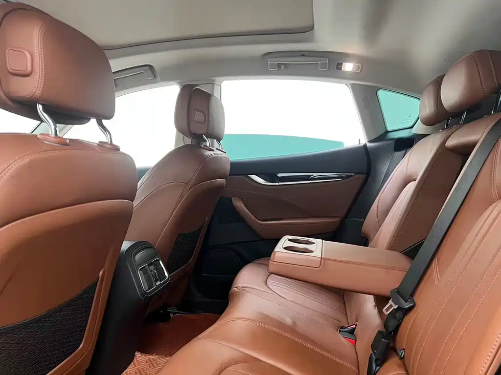 Maserati Levante — миниатюра 25