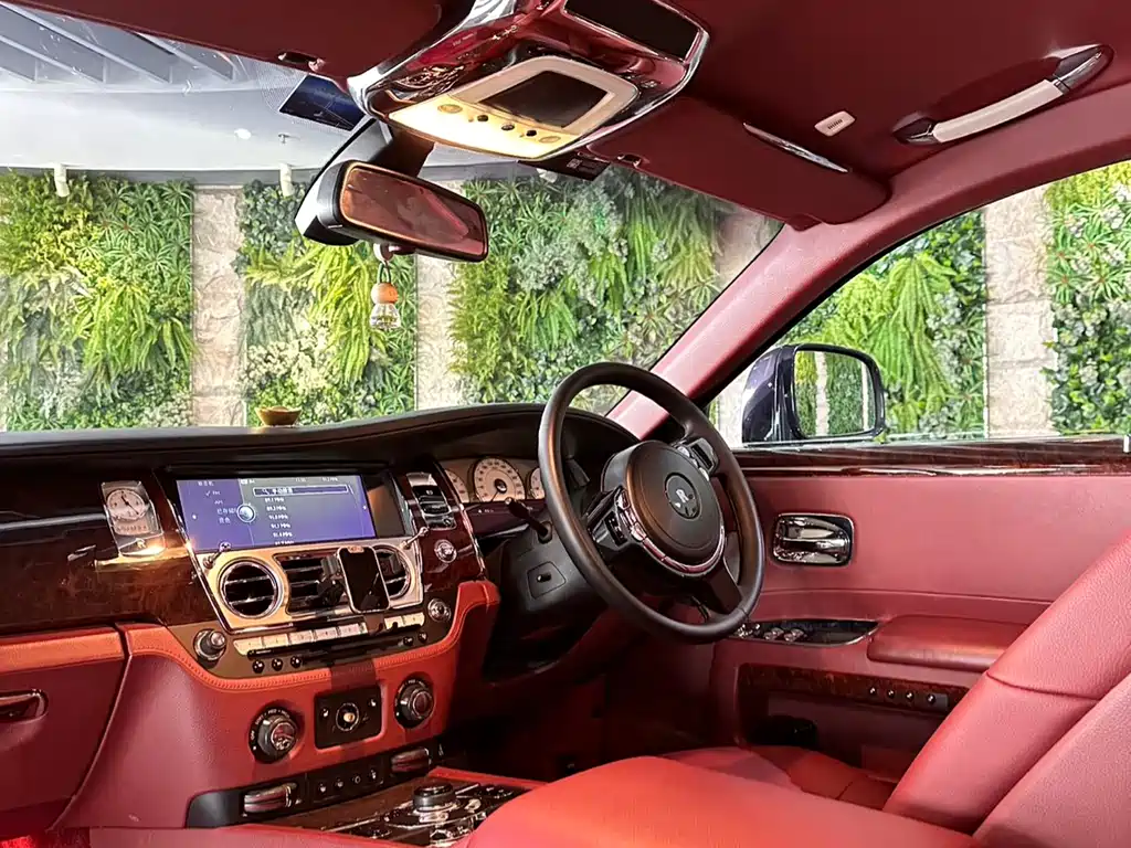 Rolls-Royce Ghost 2010 6.6T Standard