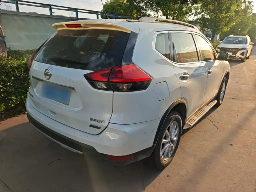 Nissan X-Trail — миниатюра 7