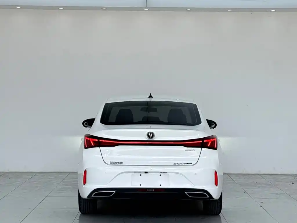 Changan Eado — миниатюра 6