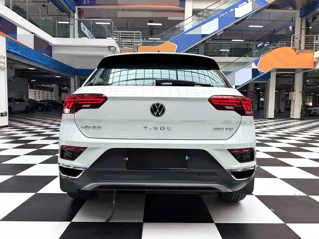 Volkswagen T-Roc — миниатюра 15