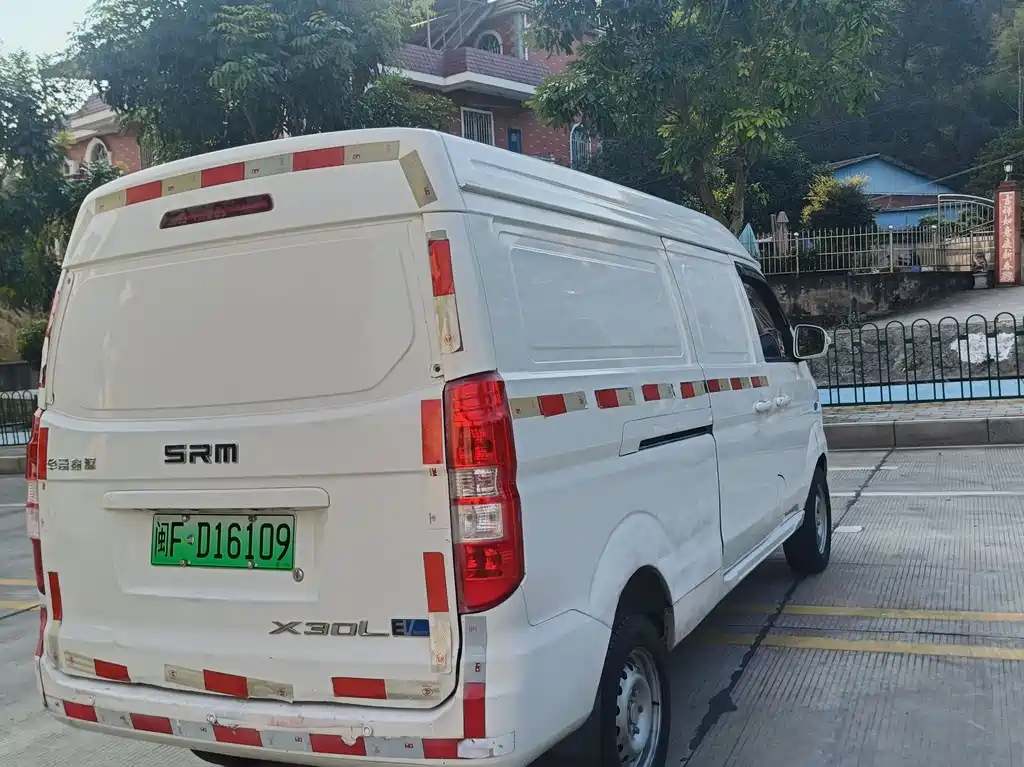 SRM XINYUAN NEW ENERGY LITTLE SEA LION EV