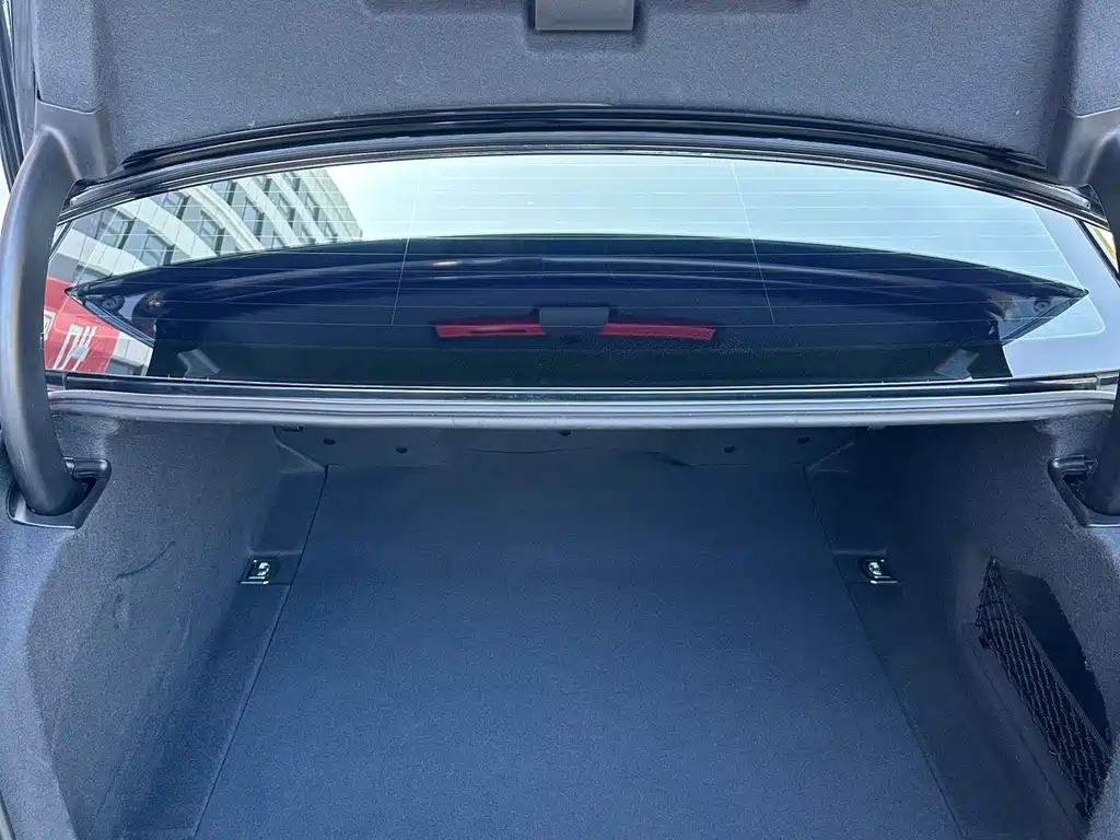Audi A6L — миниатюра 15