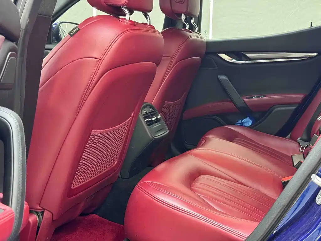 Maserati Ghibli — миниатюра 7