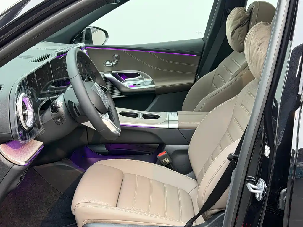 Mercedes-Benz GLC New Energy — миниатюра 9