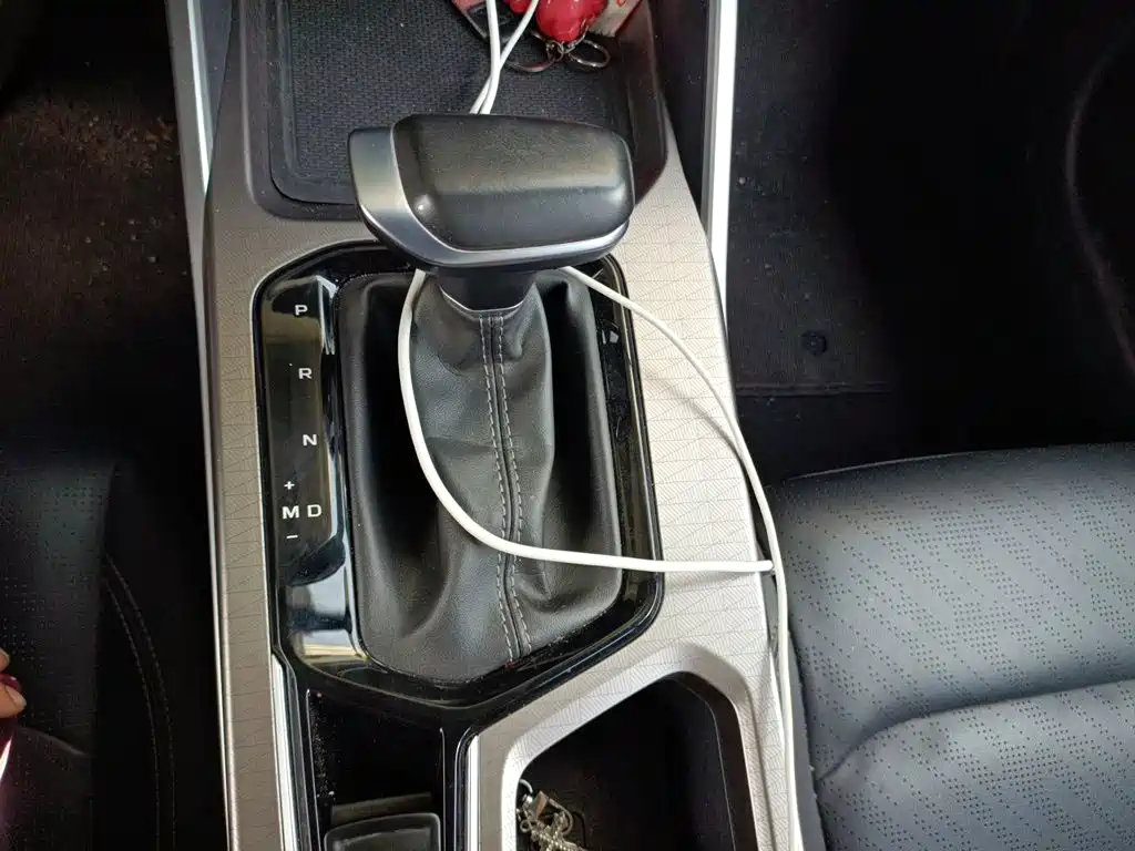 Geely Emgrand — миниатюра 10