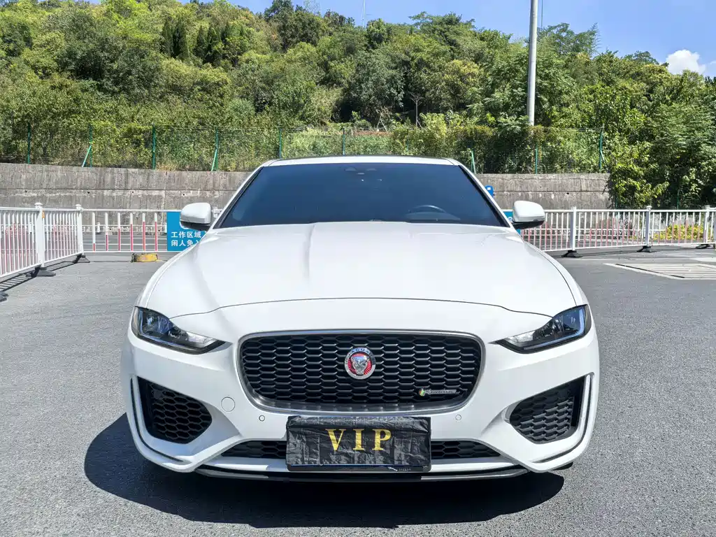 JAGUAR XEL