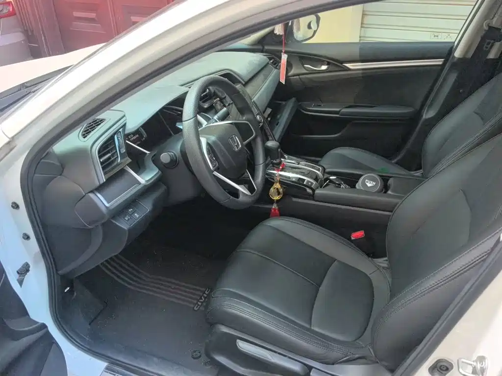 Honda Civic — миниатюра 17