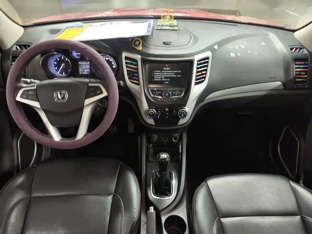 Changan CS35 — миниатюра 10