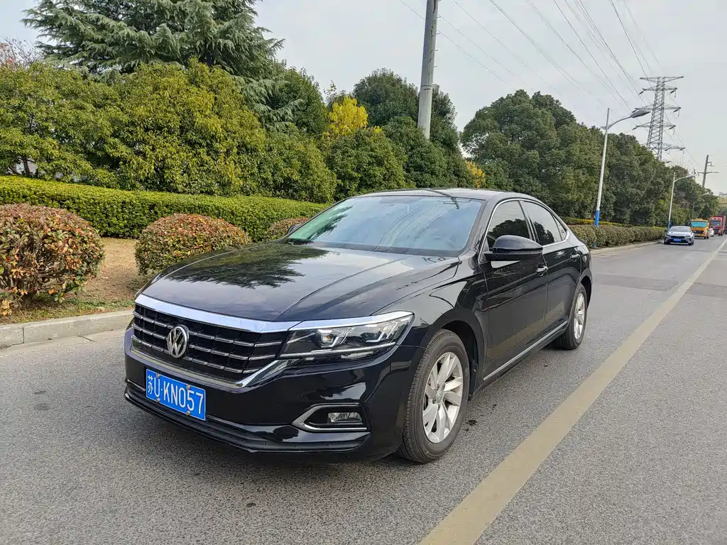 Volkswagen Passat 2021