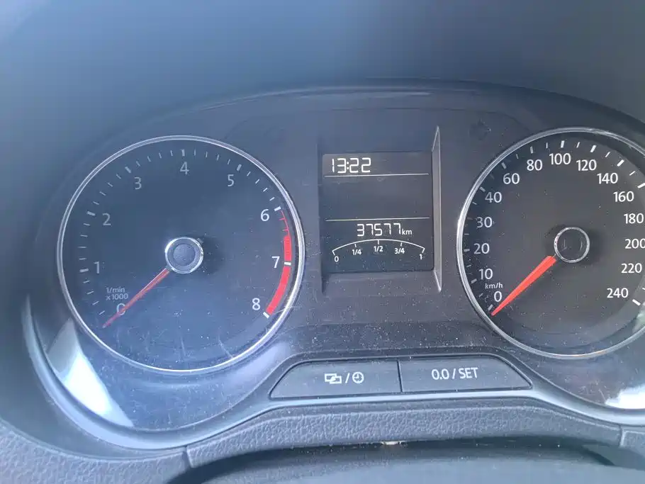 Volkswagen Polo — миниатюра 14