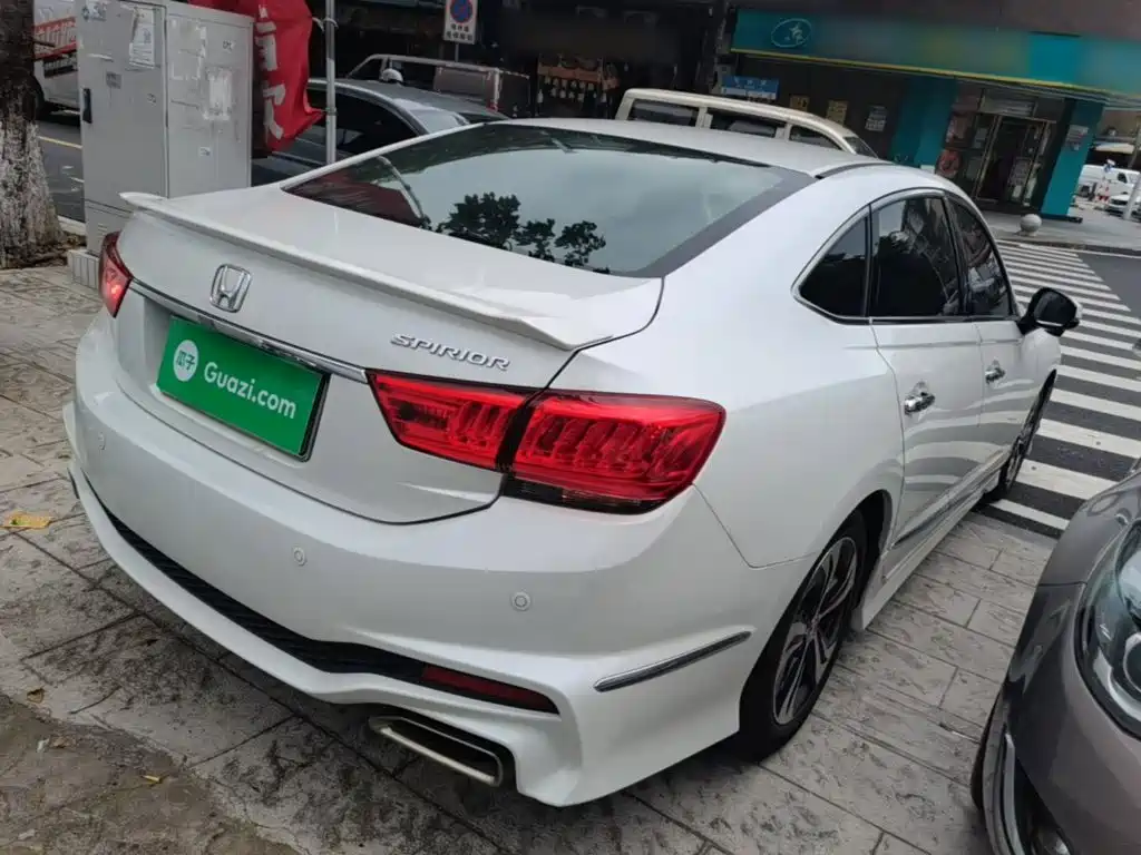Honda Spirior — миниатюра 7