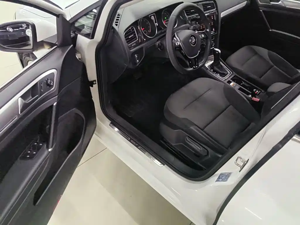 Volkswagen Golf — миниатюра 16