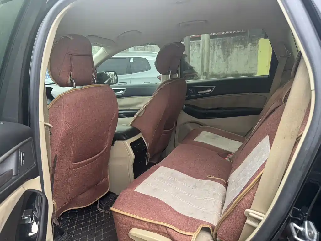 Ford Edge — миниатюра 15