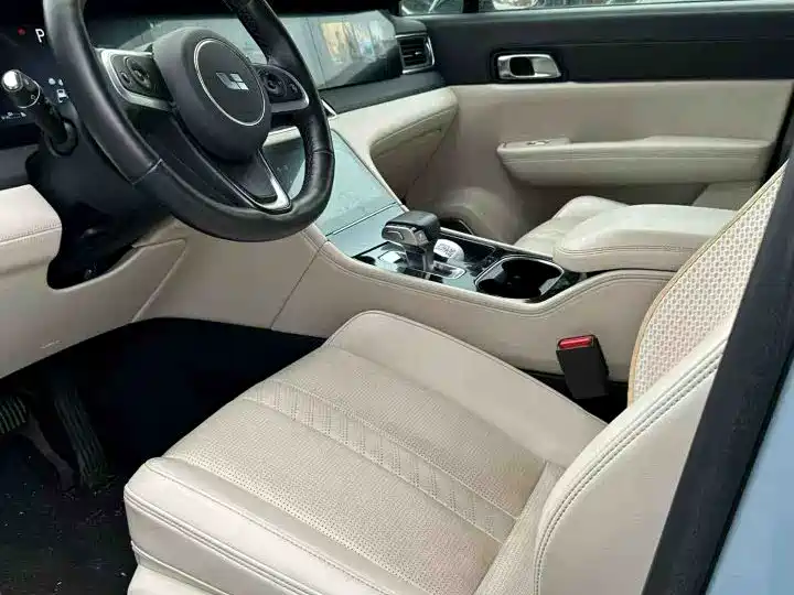 Li Auto ONE 2021 6 мест