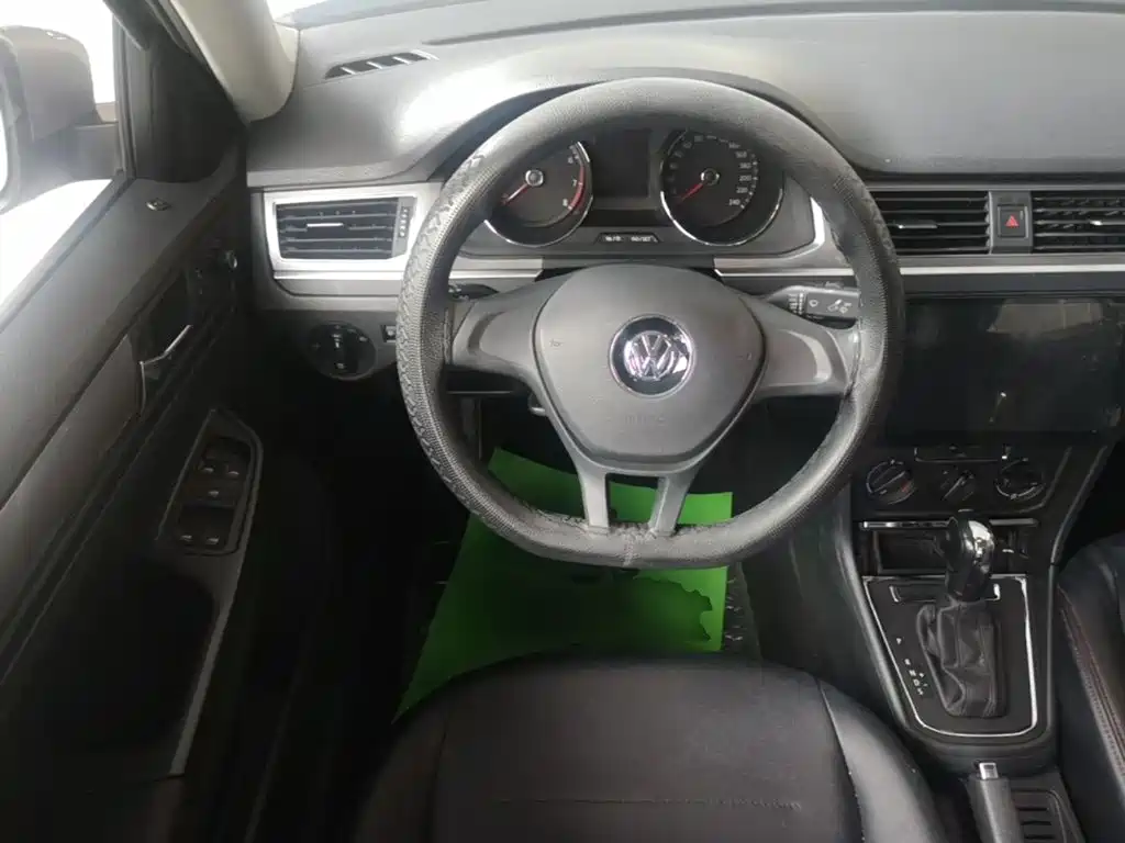 Volkswagen Bora — миниатюра 11
