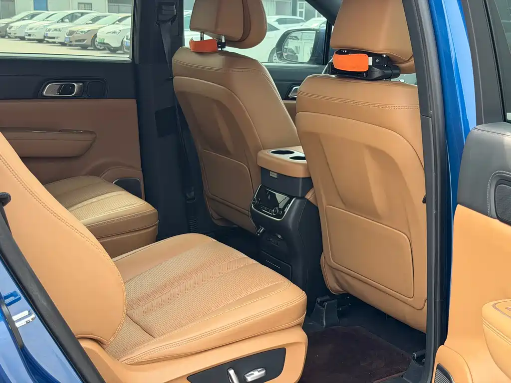Li Auto Li ONE — миниатюра 13