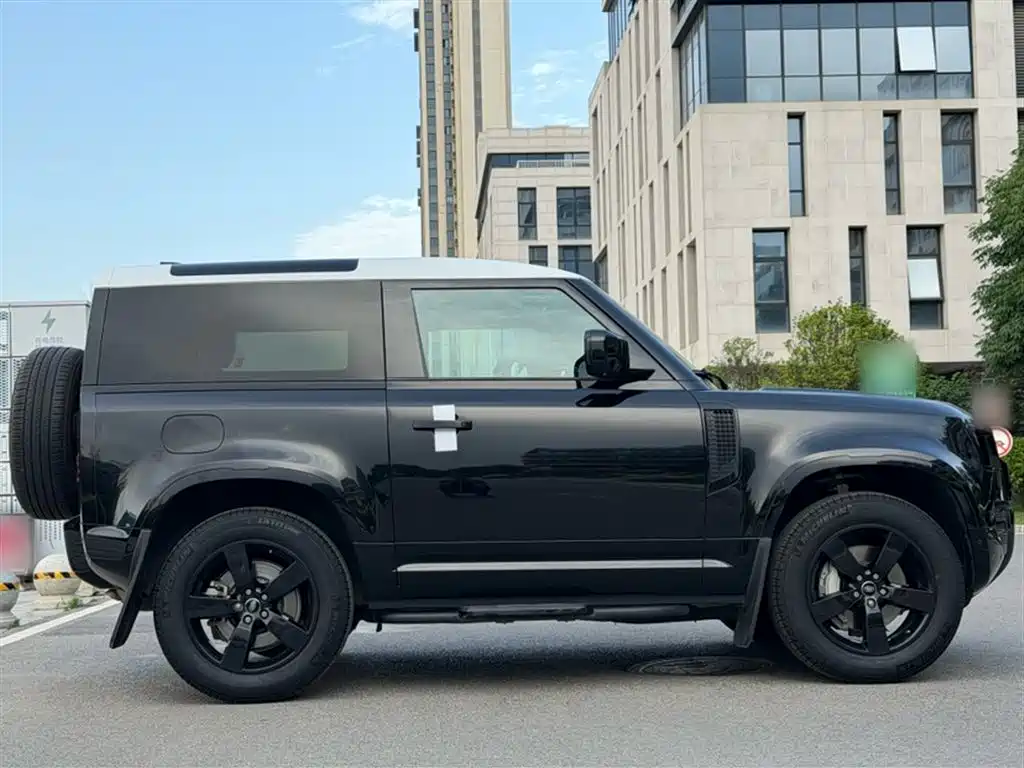 Land Rover Land Rover Defender 2023 90 3.0T P400 XS