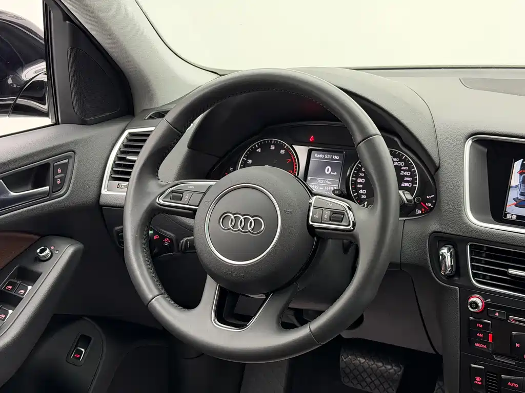 Audi Q5 — миниатюра 9