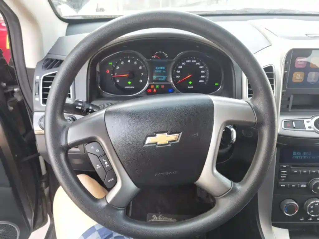 Chevrolet Captiva — миниатюра 11