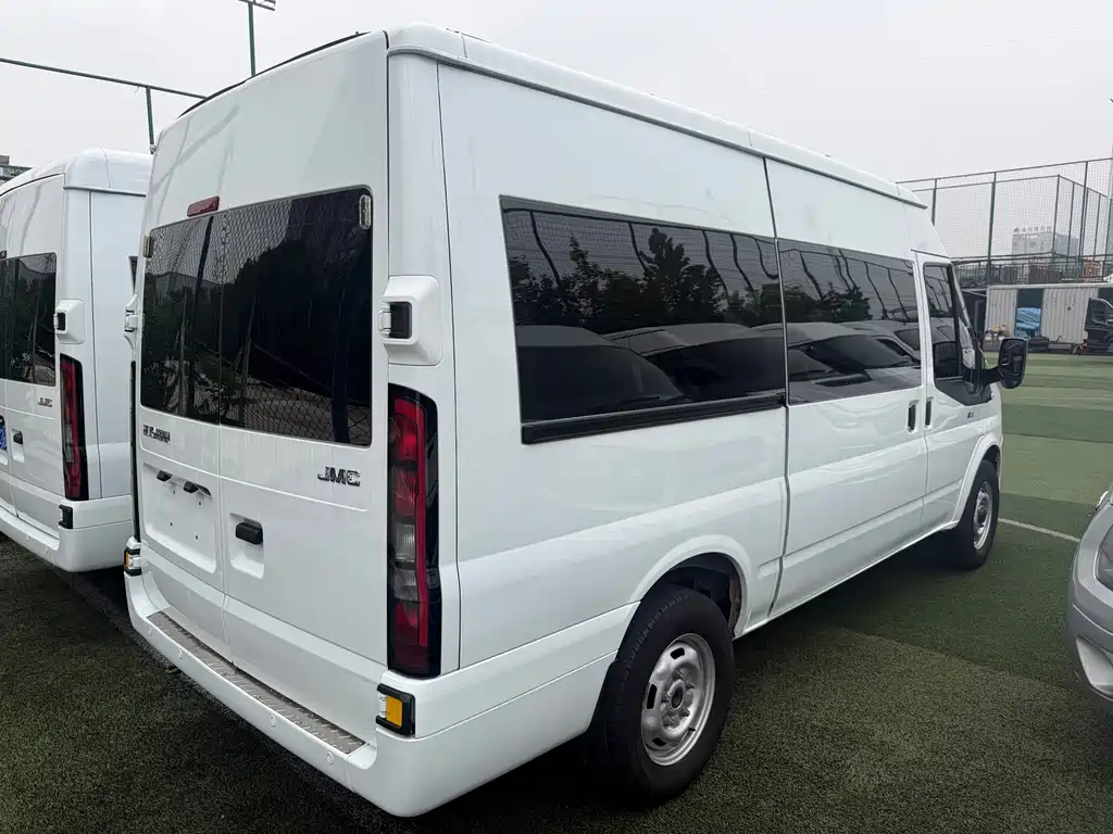 JMC JMC Fushun — миниатюра 7